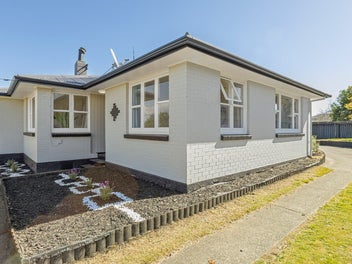 Solid Brick. Fully Renovated. Big Section.