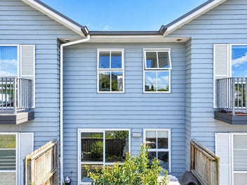 Two Bedrooms, Two Ensuites, One Smart Buy!