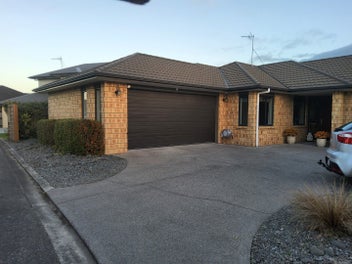 Image 1 of 18