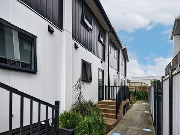 Modern Living in the Heart of Waterloo
