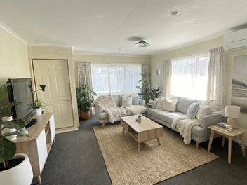 Image 1 of 10