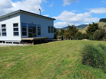 Near New, Off grid, Views, Land... Freedom Awaits