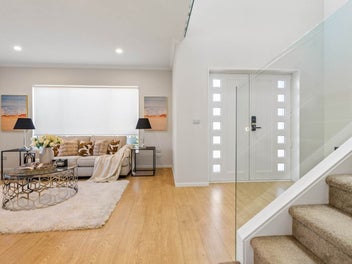 Prime Location - Exceptional 7-Bedroom Family Home