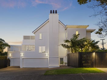 Elevated Luxury with Panoramic Views in St Heliers