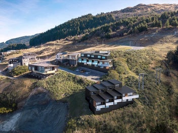 A private retreat, above the lake