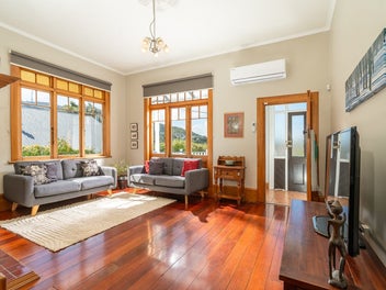 VILLA CHARM, VILLAGE CONVENIENCE