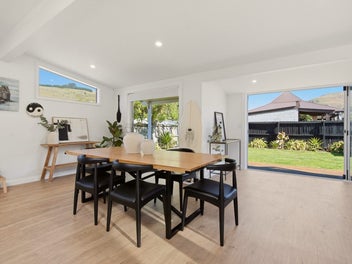 Coastal Character - Contemporary Comfort