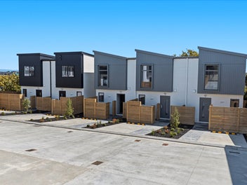 Move In Now!