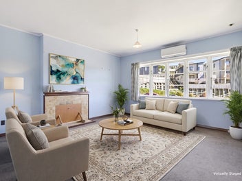 TOP LOCATION & CLOSE TO ALL AMENITIES