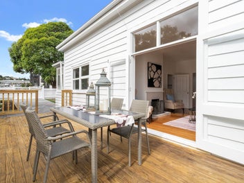 Avondale's Rising Star: A Century-Old Villa Reborn