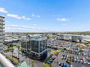 Corner apartment plus secure carpark