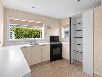 BRIMMING WITH POTENTIAL-ENJOY FITZROY LIFESTYLE