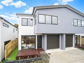 Modern Townhouse Living in the Heart of New Lynn