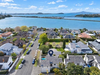 A Rare Opportunity on Remuera’s Peninsula