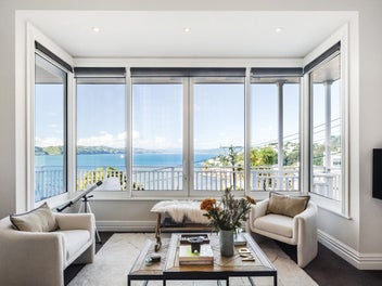 Stunning Renovated Mt Vic Villa with Character...