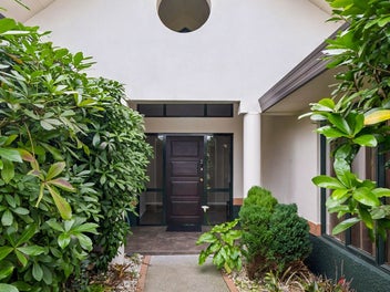 Modern Single-Level Comfort in Prime Dannemora