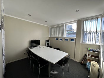 Image 1 of 5