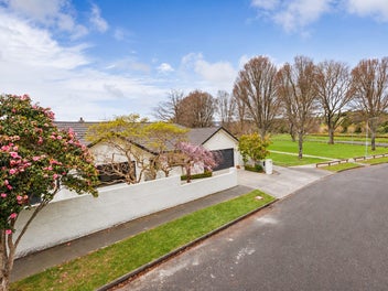 Prestigious Parkside Address