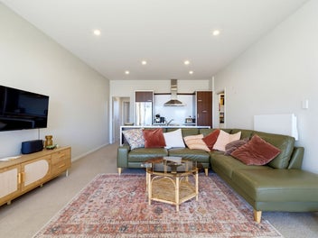 A Private Oasis in the Heart of Nelson