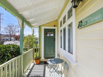 Versatile Family Home in Trentham – Must See!