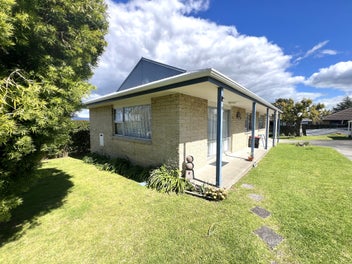 Image 1 of 23