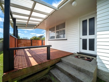 Image 1 of 18