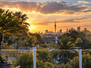 Enticing views from cosy nest