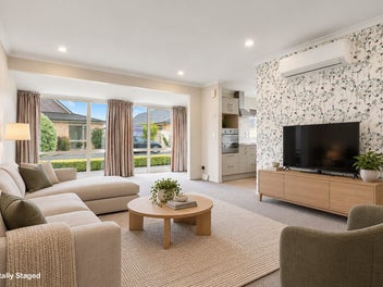 Easy-Care Living in a Welcoming Community