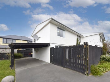 Charming Hideaway in the Heart of Edgeware