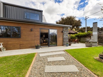 Modernised Classic on Quarter Acre
