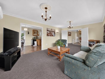 Expansive Living in Chartwell