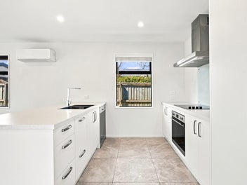 Easy Living, Great Location!