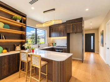 Modern Luxury & Effortless Gulf Harbour Living