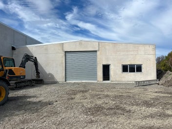 Image 1 of 5
