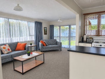 Sunny aspect - great location