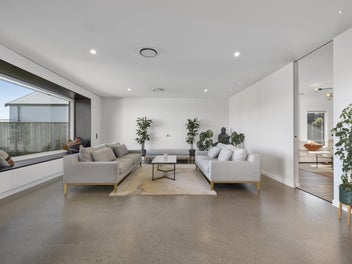 Architectural Elegance Combines Sleek Style