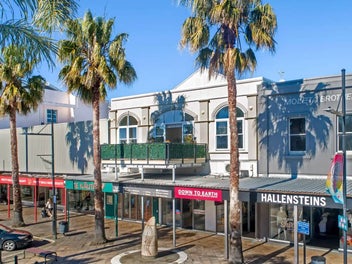 For sale - Oasis in the CBD