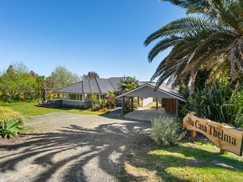 Bungalow Belle with Timeless Appeal