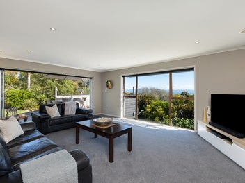 Huge views and family living