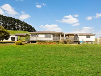 THIS PROPERTY NEEDS A NEW OWNER!