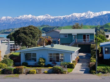 Front Row Coastal Living – Twice the Opportunity