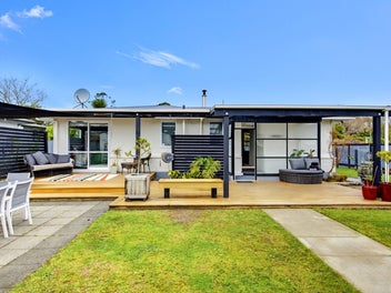 Tidy, Modern & Move-In Ready