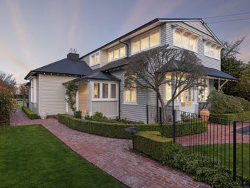 A Strowan Legacy Offering Exceptional Lifestyle