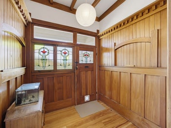 Character Villa Off-Grid 2ha Lifestyle