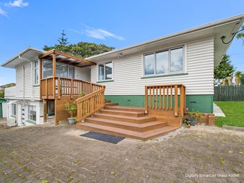 Indoor-Outdoor Living with Family Flexibility