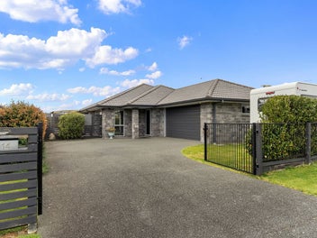 Step into easy living in Totara Parklands