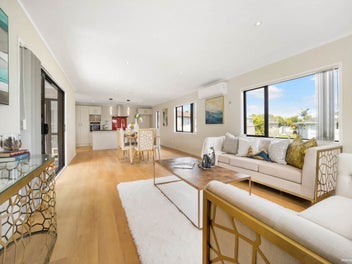 Spacious Family Home Awaits You!