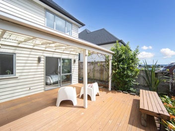 Charming Family Home in Prime Mt Albert Location!