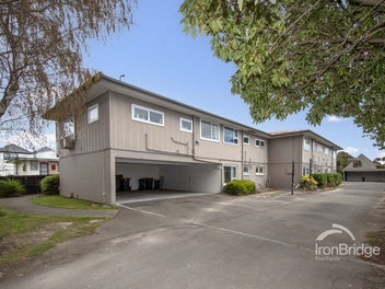 Convenient Richmond Living