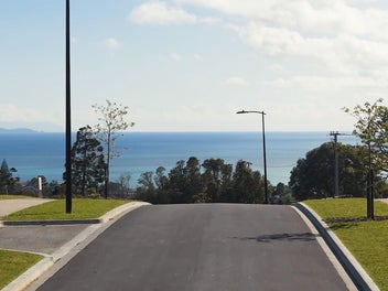 Easy Family Living in Stanmore Bay!
